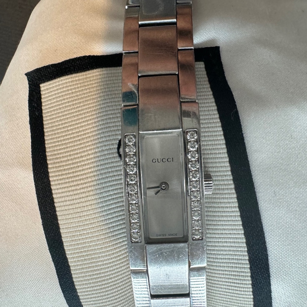 Gucci watch - Women's Diamond Set Bezel